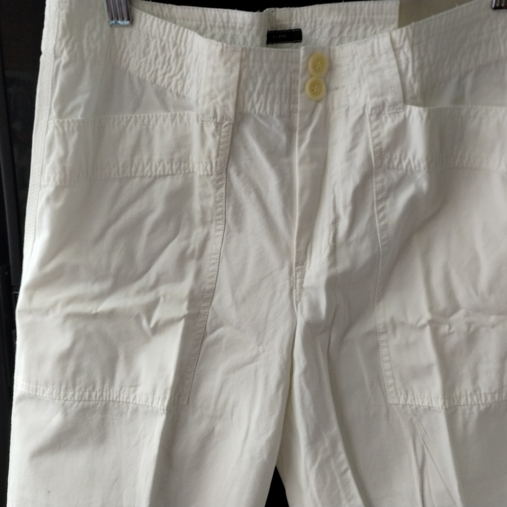 Capris - Picture 8 of 8